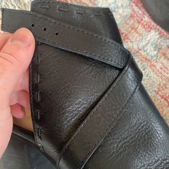 Frye Women’s Dani Pickstitch Shield Heeled Sandals - Picture 3 of 9